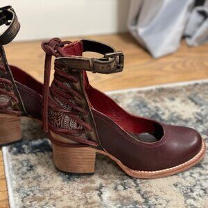 FREEBIRD RAEANNE Wine SZ 5